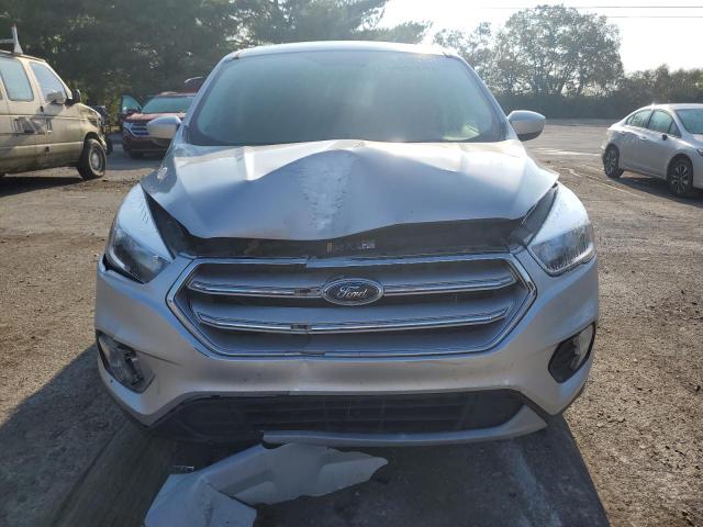 Photo 5 from auction – 2019 FORD ESCAPE SE with VIN 1FMCU0GD0KUB76869