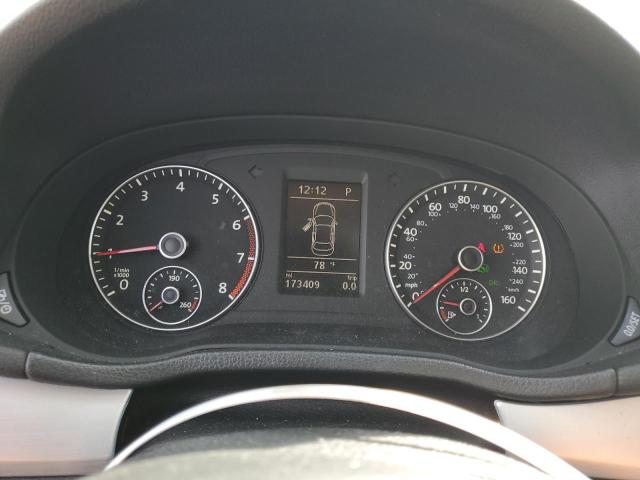 Photo 9 from auction – 2013 VOLKSWAGEN PASSAT with VIN 1VWBP7A3XDC005388