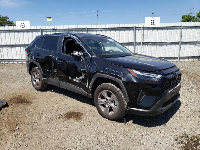 Photo 4 from auction – 2023 TOYOTA RAV4 XLE with VIN 2T3W1RFV7PC227580