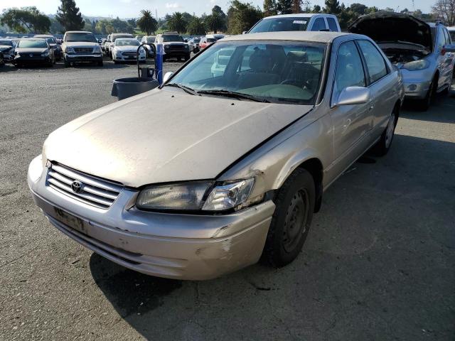 TOYOTA CAMRY CE 1998 with VIN JT2BF22K0W0096280 - Photo from auction