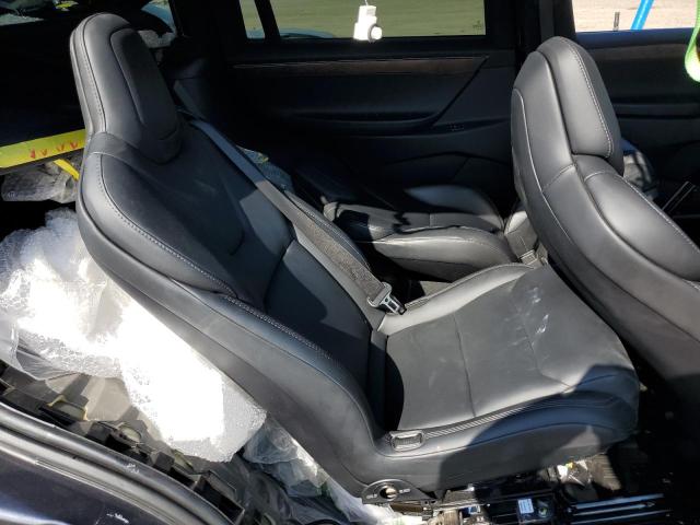 Снимка 11 от търг – 2018 TESLA MODEL X с VIN 5YJXCBE26JF138625