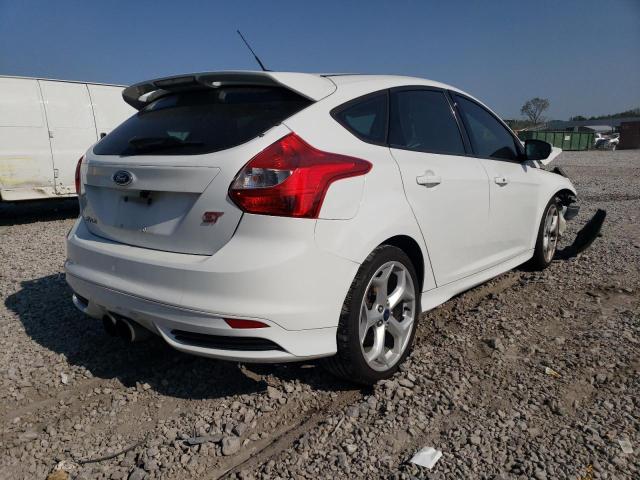 Photo 3 from auction – 2013 FORD FOCUS ST with VIN 1FADP3L98DL330651