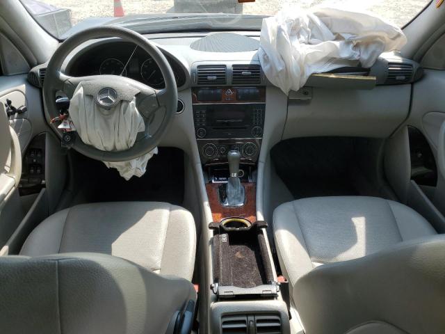Zdjęcie 8 z aukcji – 2005 MERCURY 240 z VIN WDBRF81J65F665631