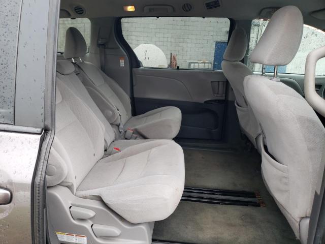 Photo 11 from auction – 2015 TOYOTA SIENNA LE with VIN 5TDKK3DC6FS677097