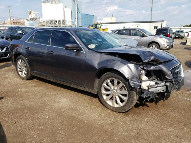 Photo 4 from auction – 2016 CHRYSLER 300 LIMITE with VIN 2C3CCARG1GH136142