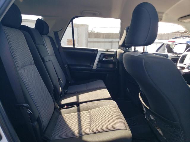 Photo 11 from auction – 2016 TOYOTA 4RUNNER SR with VIN JTEBU5JR1G5400102