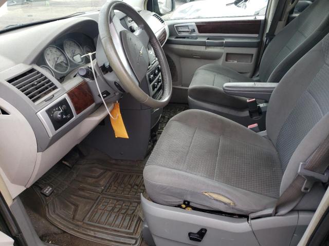Photo 7 from auction – 2010 CHRYSLER TOWN & COU with VIN 2A4RR5D12AR463904