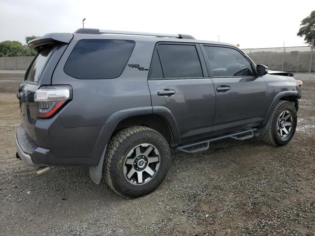 Photo 3 from auction – 2017 TOYOTA 4RUNNER SR with VIN JTEBU5JR7H5469751