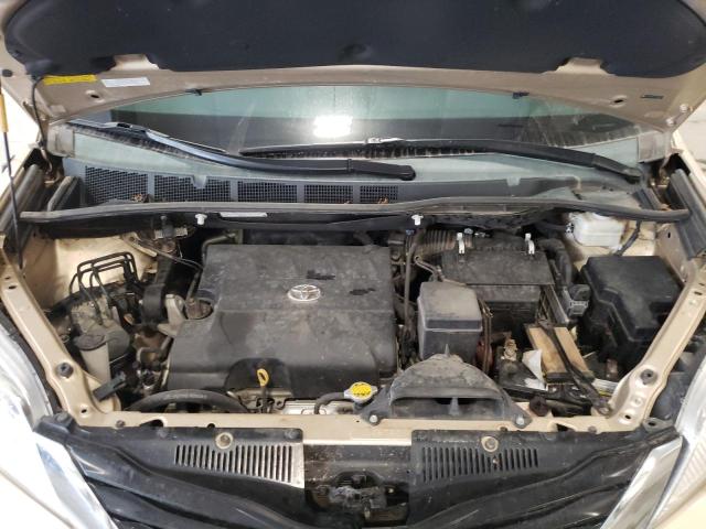 Photo 12 from auction – 2014 TOYOTA SIENNA LE with VIN 5TDJK3DC1ES071877