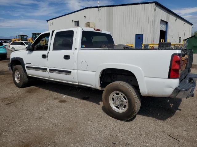 Photo 2 from auction – 2004 CHEVROLET SILVERADO with VIN 1GCHC23U04F163707