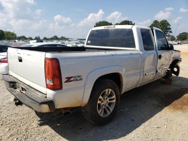 Photo 3 from auction – 2004 GMC NEW SIERRA with VIN 2GTEK19T441151226