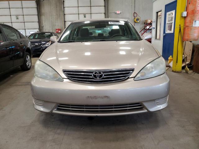 Photo 5 from auction – 2005 TOYOTA CAMRY LE with VIN 4T1BF30K65U603055
