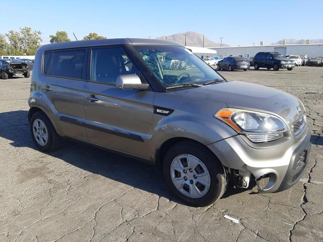 Photo 4 from auction – 2013 KIA SOUL with VIN KNDJT2A59D7607142