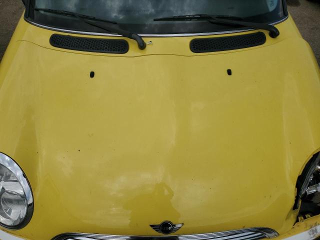 Photo 11 from auction – 2004 MINI COOPER with VIN WMWRC33474TC55389