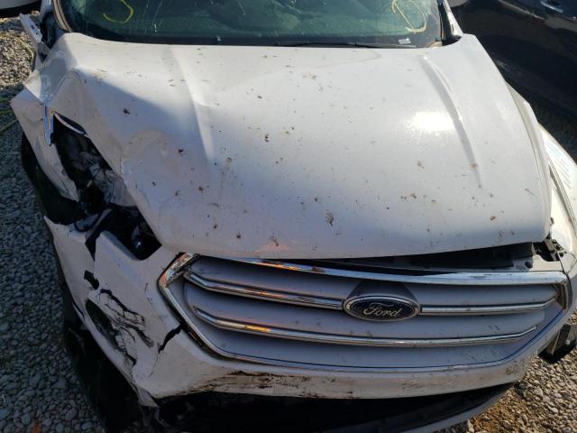 Photo 12 from auction – 2018 FORD ESCAPE SE with VIN 1FMCU0GD0JUD03005