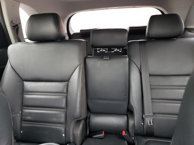 Photo 10 from auction – 2017 KIA SORENTO EX with VIN 5XYPH4A54HG189279