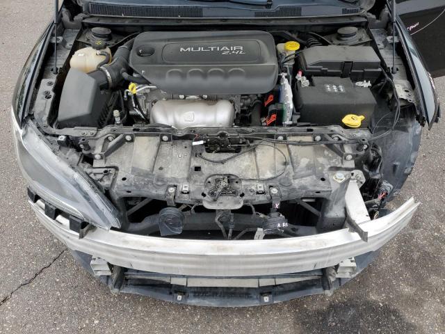 Photo 11 from auction – 2016 CHRYSLER 200 LIMITE with VIN 1C3CCCAB6GN106539