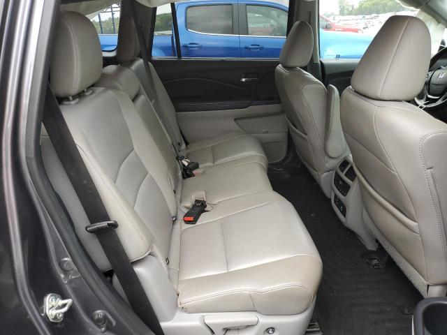 Photo 10 from auction – 2017 HONDA PILOT TOUR with VIN 5FNYF5H93HB001173