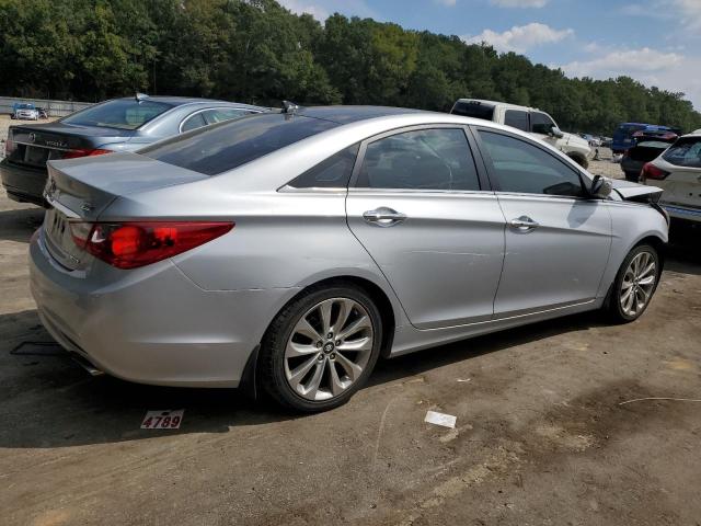 Photo 3 from auction – 2012 HYUNDAI SONATA SE with VIN 5NPEC4AB7CH337986