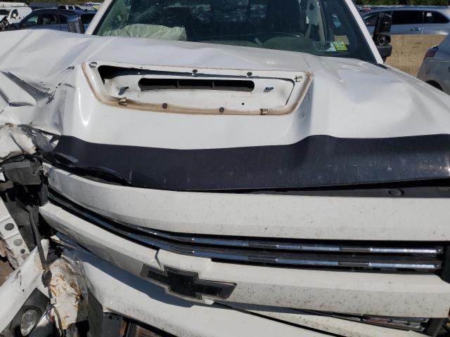 Photo 11 from auction – 2018 CHEVROLET SILVERADO with VIN 1GC1KWEY7JF208472