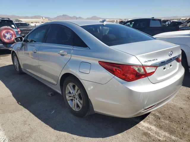 Photo 2 from auction – 2012 HYUNDAI SONATA GLS with VIN 5NPEB4AC0CH481259