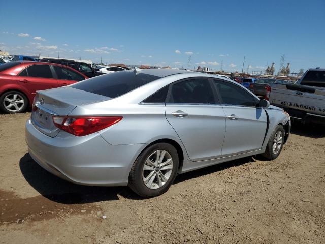 Photo 3 from auction – 2013 HYUNDAI SONATA GLS with VIN 5NPEB4AC2DH623709