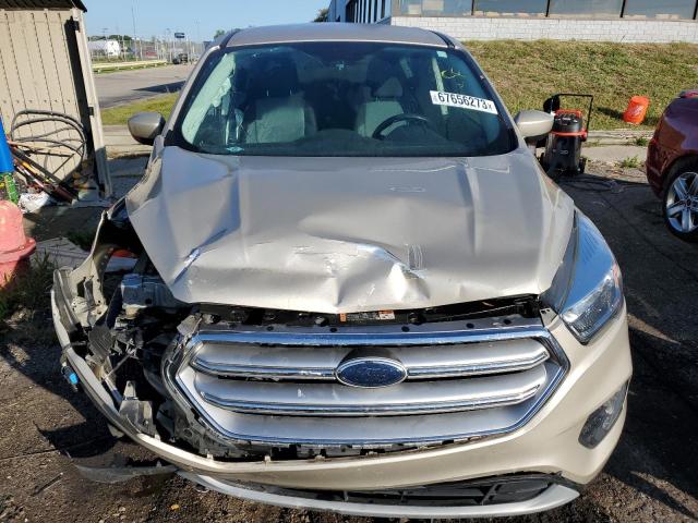 Photo 5 from auction – 2017 FORD ESCAPE SE with VIN 1FMCU0GD2HUE69696