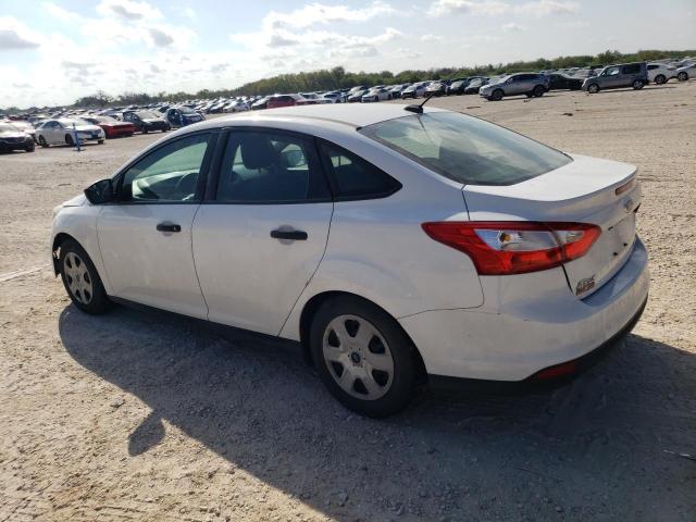Снимка 2 от търг – 2014 FORD FOCUS S с VIN 1FADP3E26EL451969