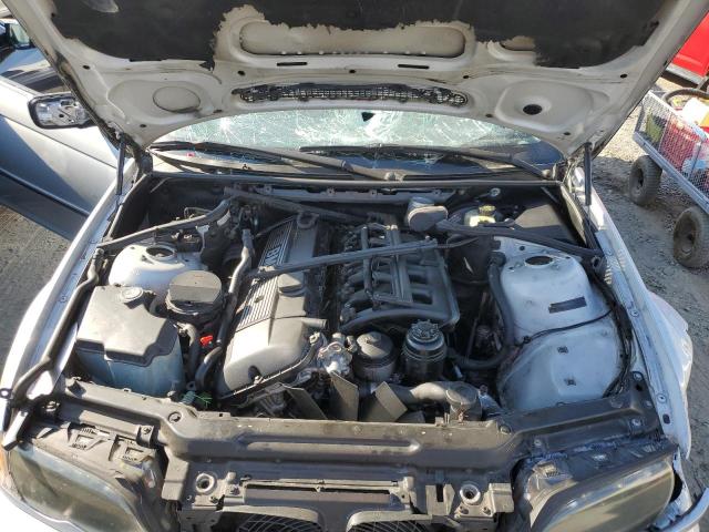 Photo 11 from auction – 2002 BMW 325 XIT with VIN WBAEP33492PF01397