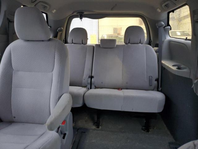 Photo 10 from auction – 2015 TOYOTA SIENNA LE with VIN 5TDKK3DCXFS675028