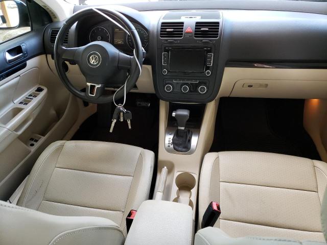 Photo 8 from auction – 2010 VOLKSWAGEN JETTA WOLF with VIN 3VWRJ7AJ8AM102338