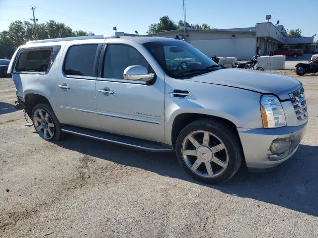 Photo 4 from auction – 2014 CADILLAC ESCALADE E with VIN 1GYS4HEFXER130809