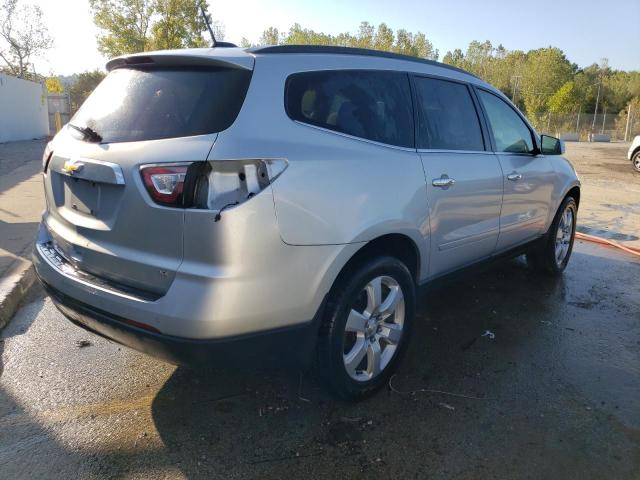 Photo 3 from auction – 2017 CHEVROLET TRAVERSE L with VIN 1GNKRGKD3HJ228658