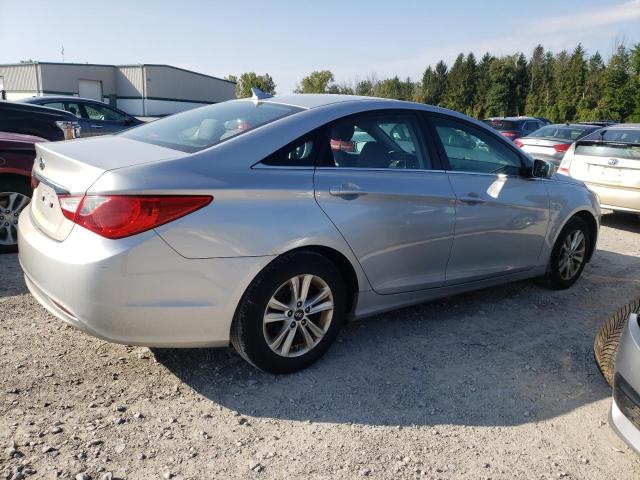 Photo 3 from auction – 2011 HYUNDAI SONATA GLS with VIN 5NPEB4AC9BH138013