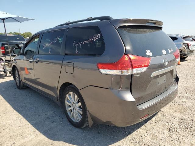 Photo 2 from auction – 2012 TOYOTA SIENNA XLE with VIN 5TDYK3DC9CS228924