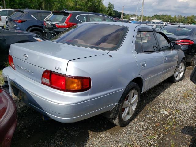 Photo 3 from auction – 1995 TOYOTA CAMRY LE with VIN 4T1SK12E8SU648484