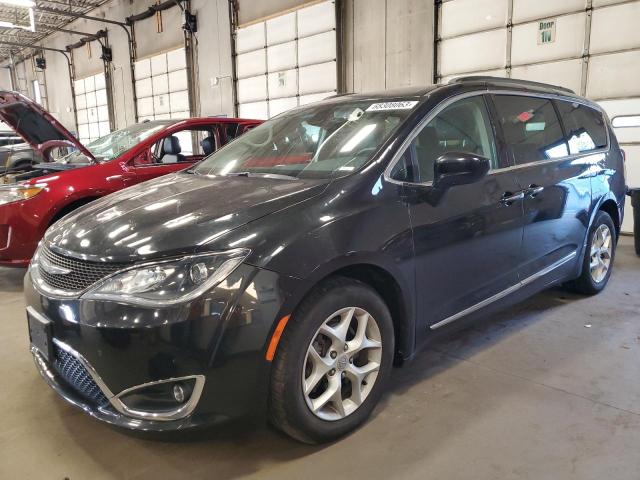 CHRYSLER PACIFICA T 2017 with VIN 2C4RC1BG5HR734259 - Photo from auction