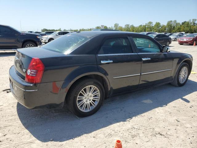 Photo 3 from auction – 2010 CHRYSLER 300 TOURIN with VIN 2C3CA5CVXAH104589