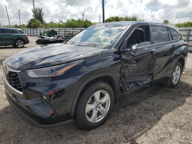 TOYOTA HIGHLANDER 2022 z numerem VIN 5TDZZRAH5NS119995 - Zdjęcie z aukcji