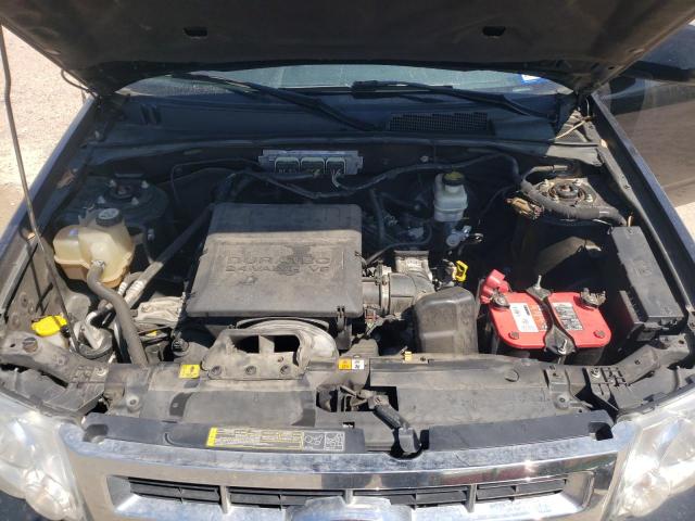 Photo 12 from auction – 2011 FORD ESCAPE LIM with VIN 1FMCU0EG9BKA80912