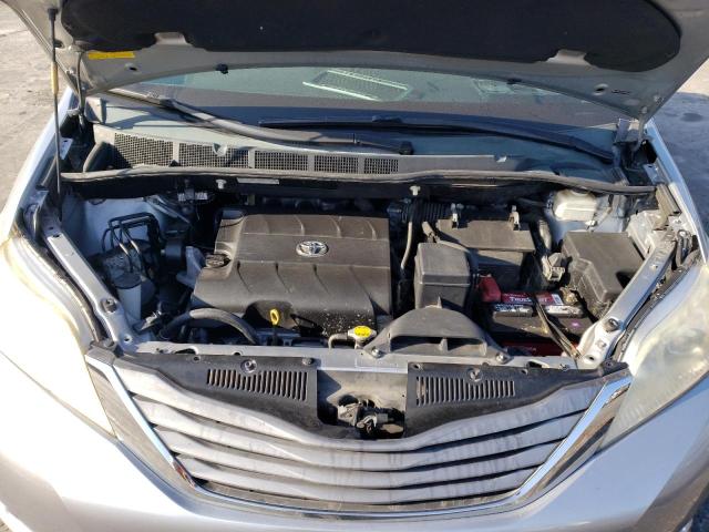 Photo 12 from auction – 2011 TOYOTA SIENNA XLE with VIN 5TDYK3DC2BS066309
