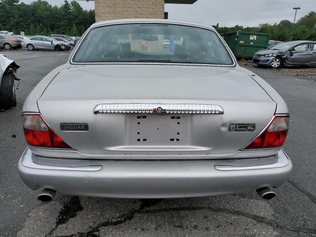 Photo 6 from auction – 2000 JAGUAR VANDENPLAS with VIN SAJDA24C6YLF18367