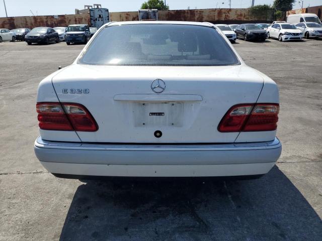 Photo 6 from auction – 1996 MERCEDES-BENZ E 320 with VIN WDBJF55F6TJ014480