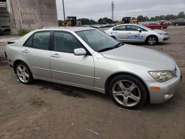Photo 4 from auction – 2001 LEXUS IS 300 with VIN JTHBD182910027531