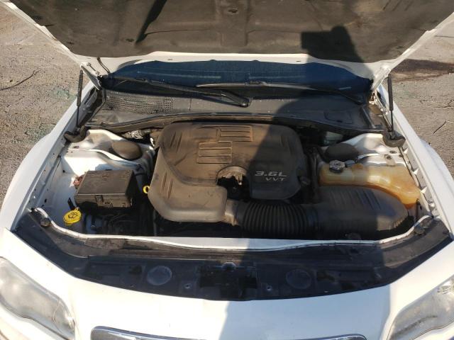 Photo 11 from auction – 2013 CHRYSLER 300 with VIN 2C3CCAAG1DH589149