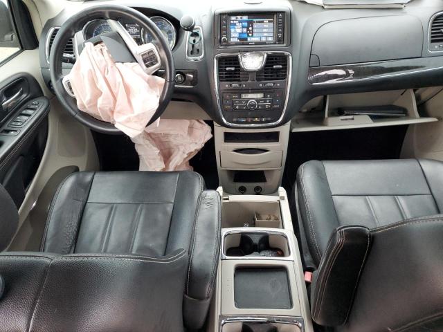 Photo 8 from auction – 2016 CHRYSLER TOWN & COU with VIN 2C4RC1BG1GR208239