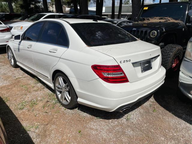 Photo 3 from auction – 2012 MERCEDES-BENZ C 250 with VIN WDDGF4HB2CA608519