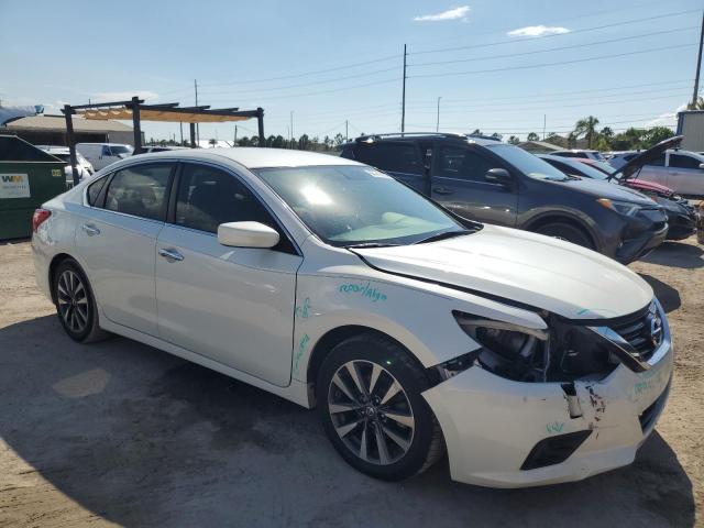Photo 4 from auction – 2017 NISSAN ALTIMA 2.5 with VIN 1N4AL3AP8HC226019