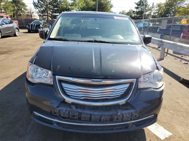 Photo 5 from auction – 2016 CHRYSLER TOWN & COU with VIN 2C4RC1BG6GR166490