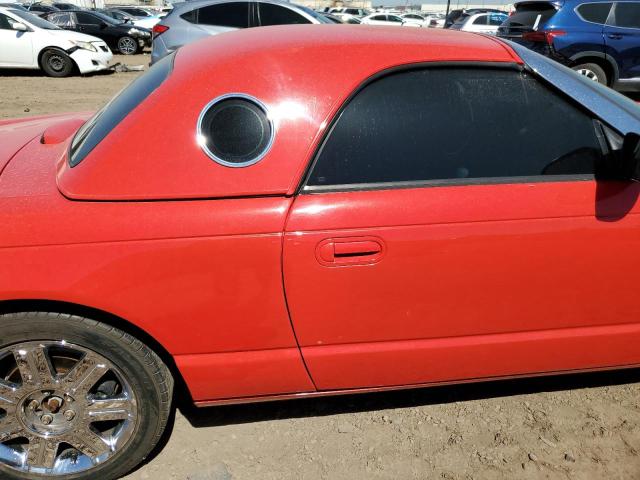 Photo 10 from auction – 2004 FORD THUNDERBIR with VIN 1FAHP60A24Y111236